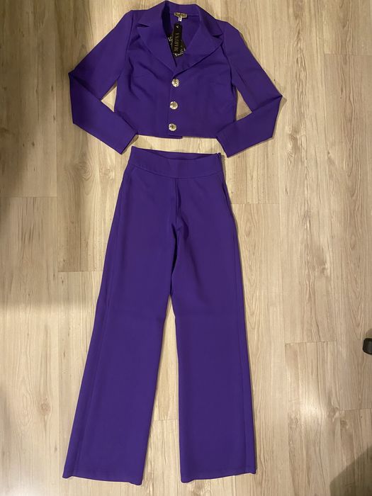 Спортно елегантен костюм s