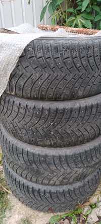 Зимние шины 225/55R18