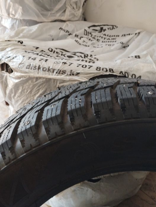 Продам шины состояние новой