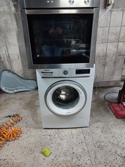 Фурна за вграждане NEFF, цвят инокс