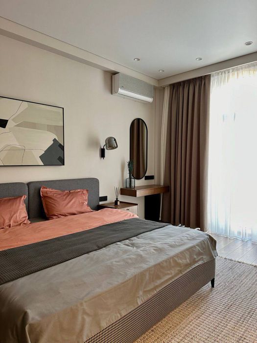 Жк Nrg oybek! Сдается 2х-ком квартира! В элит комплексе!