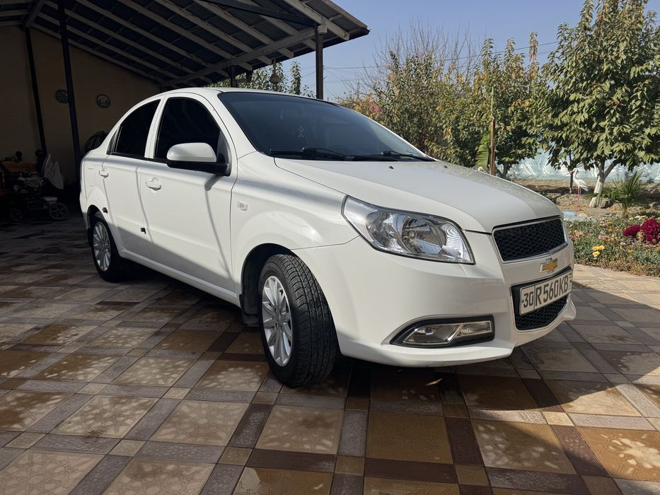 Продаётся нексия 3 автомат!