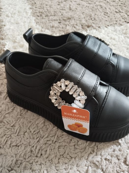 Туфли р33 черные, новые