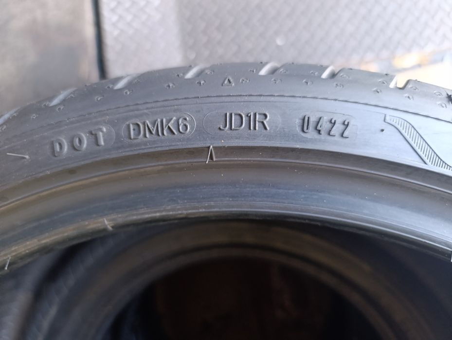 O anvelopă de vara 275 30 20 Goodyear Runflat dot 2022