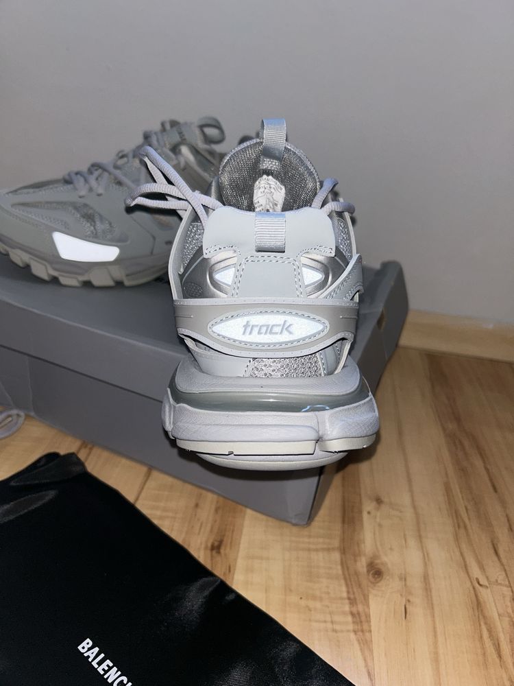 Balenciaga Tracks (43)