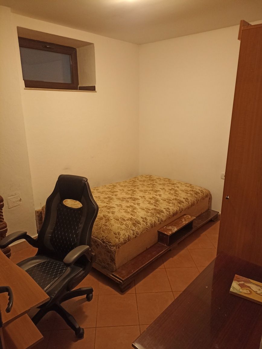 Apartament 2 camere de închiriat