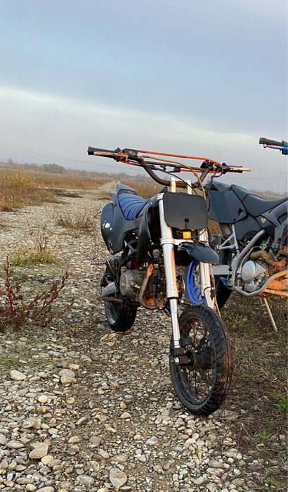 vand cross 125 in stare buna