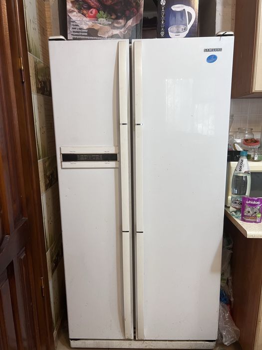 Продам холодильник самсунг