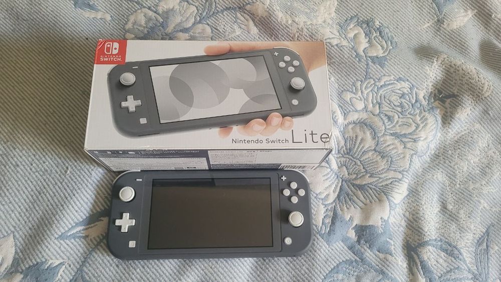 Nintendo switch lite