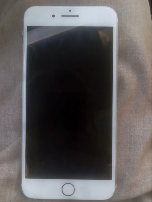 Iphone 7+ 32gb продам