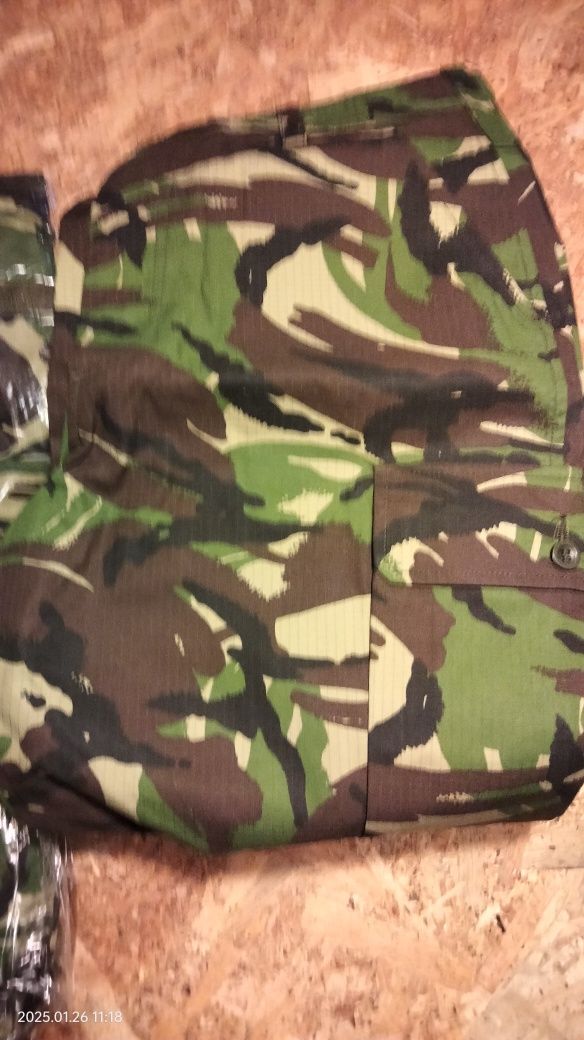 Echipamente militare . Atenție vânători și pescari