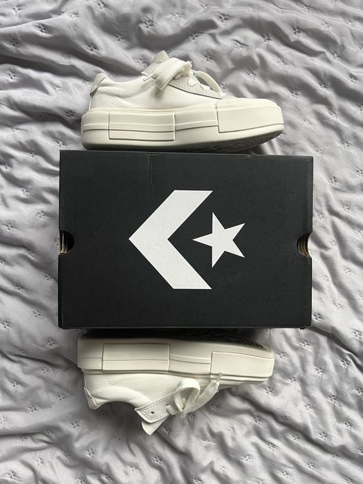 Ниски кецове Converse