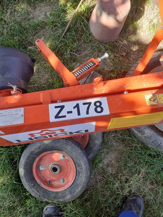 Cositoare dupa tractor