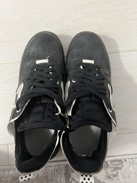 Vând Nike Air Force 1 React Black and White, purtati