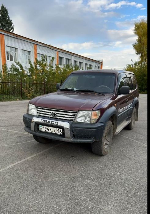 продам хороший автомобиль