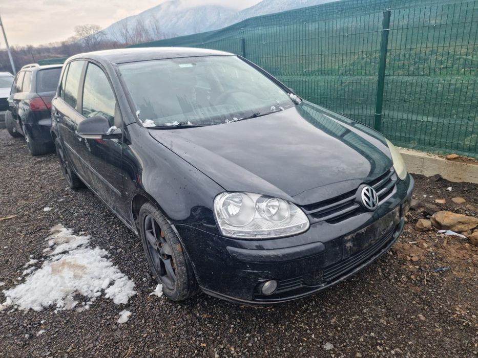 Wv golf 5 1.6 бензин 2006g