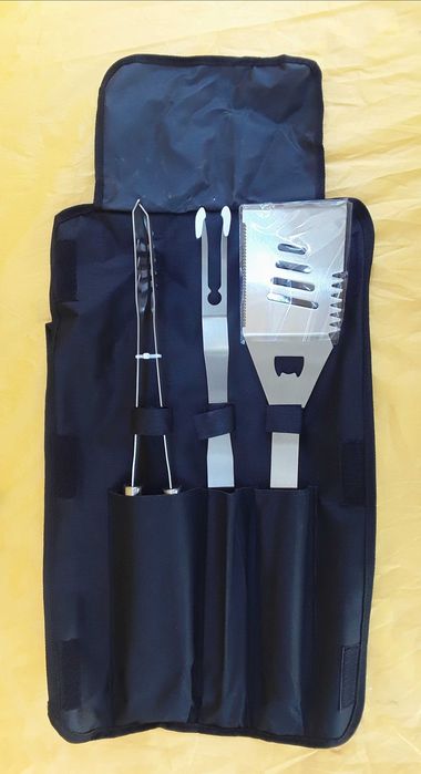 Set 3 ustensile INOX pentru gratar NOU - 75 Lei