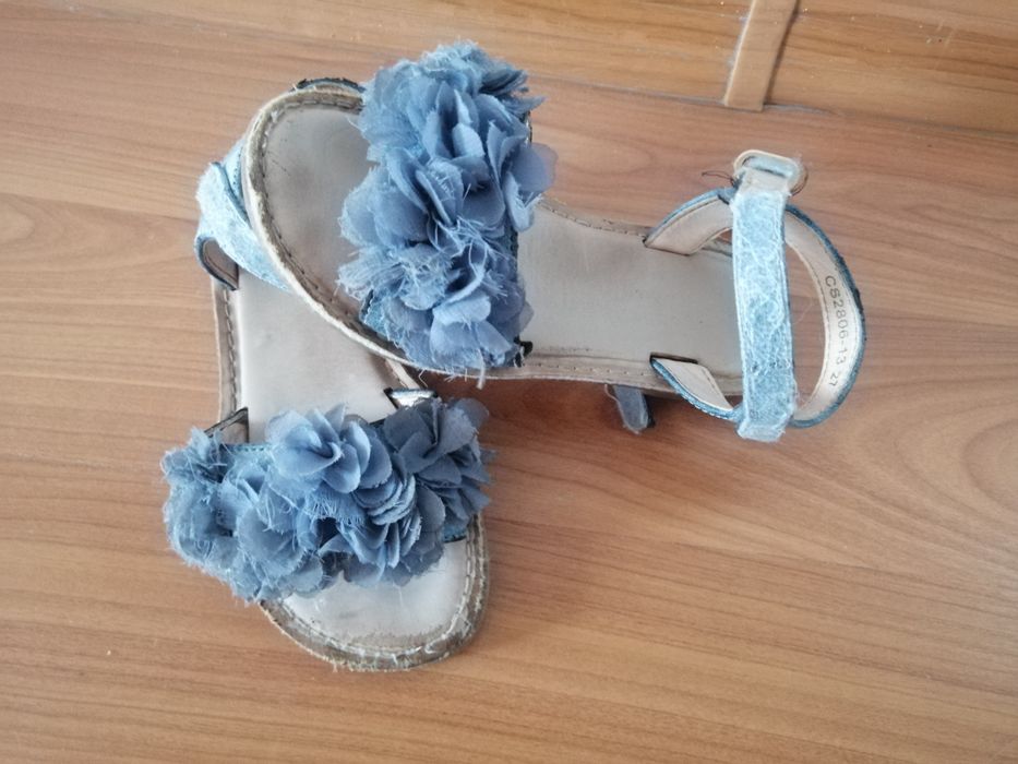 Pantofi fetite mr 30 și sandale nr 28