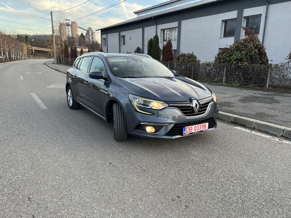 Vand Renault Megane 1.5 diesel 2017 !