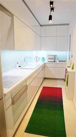 Дава се под наем Двустаен апартамент в Бургас, Възраждане - 54 кв.м за 204 € - Снимка #3