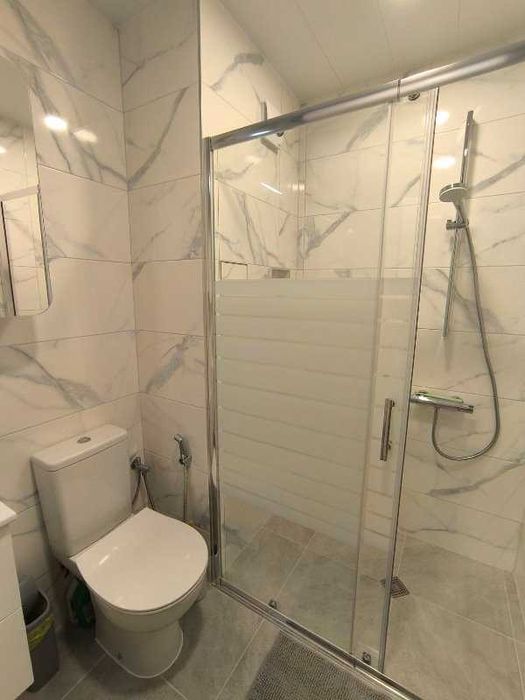 Дава се под наем Двустаен апартамент в Бургас, Център - 65 кв.м за 510 € - Снимка #13