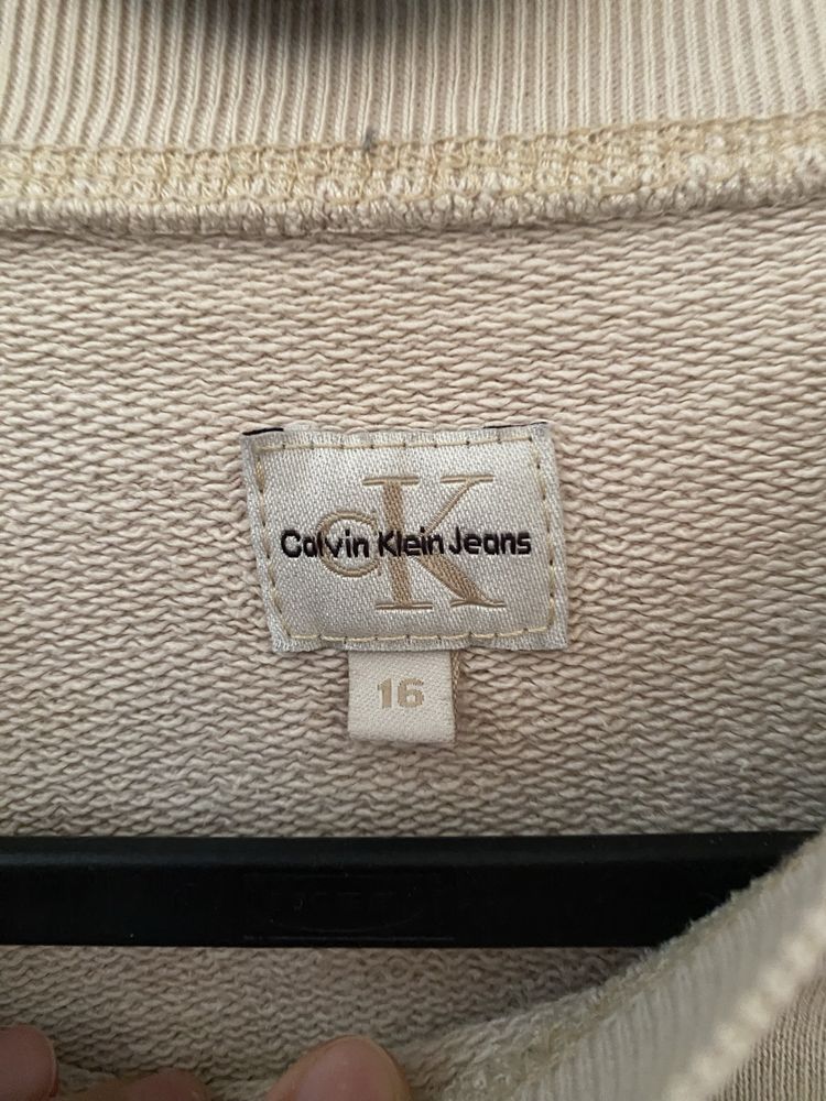 Бежова блуза Calvin Klein
