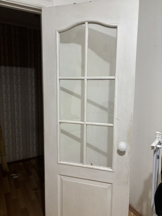 Продам двери в сборе 60 см и 80 см