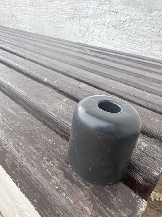 Продам ножки от дивана новые