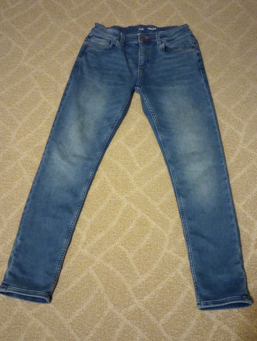 Blugi albaștri slim