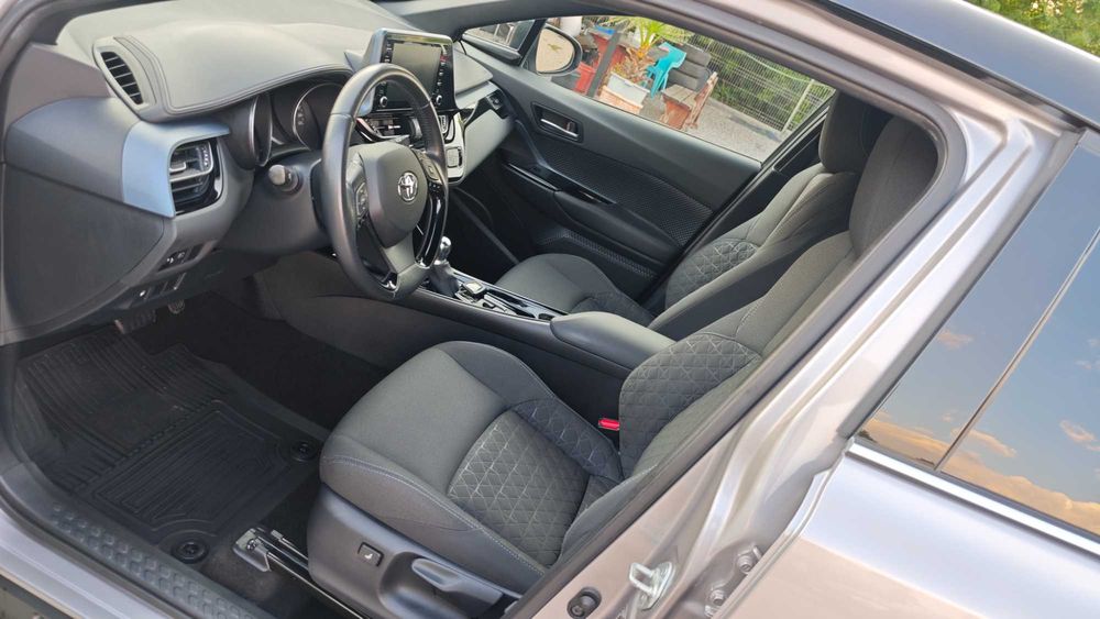 BATTERY LIFE450000km/Distronic/Следи Път и Знаци/Подгрев Toyota Ch-r