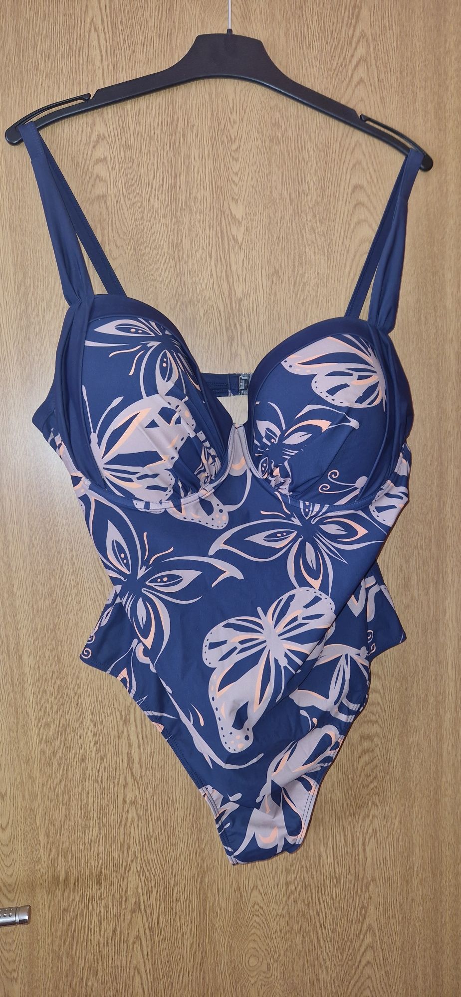 Costum de baie mare întreg Bonprix 48, 95E, bust mare