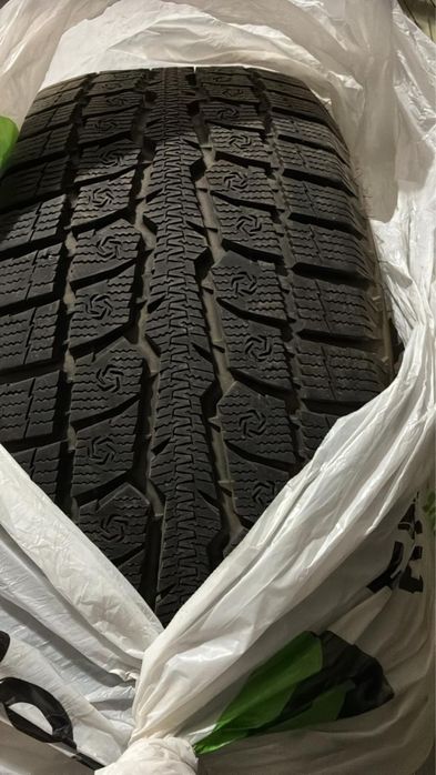 Зимние IKON Autograph Snow 3 SUV 255/45 R20