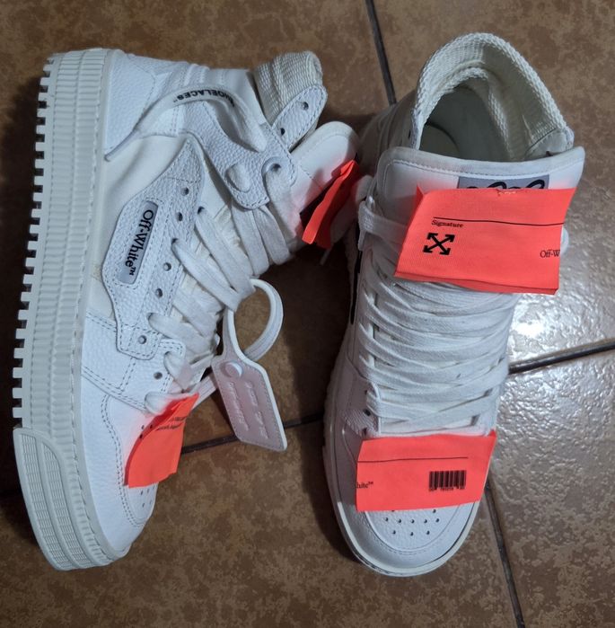 Vând adidasi off white 37