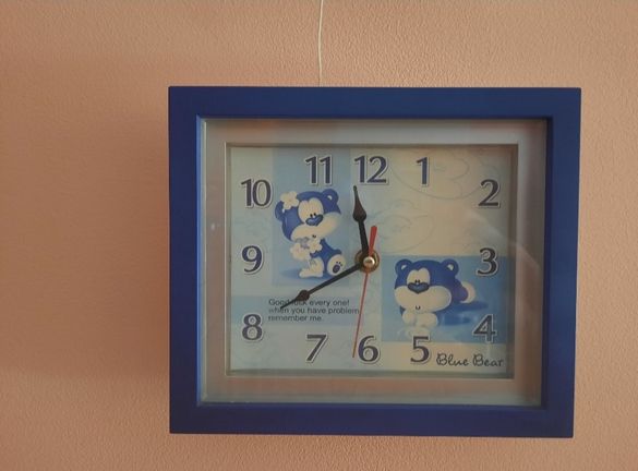 Детски стенен часовник blue bear.