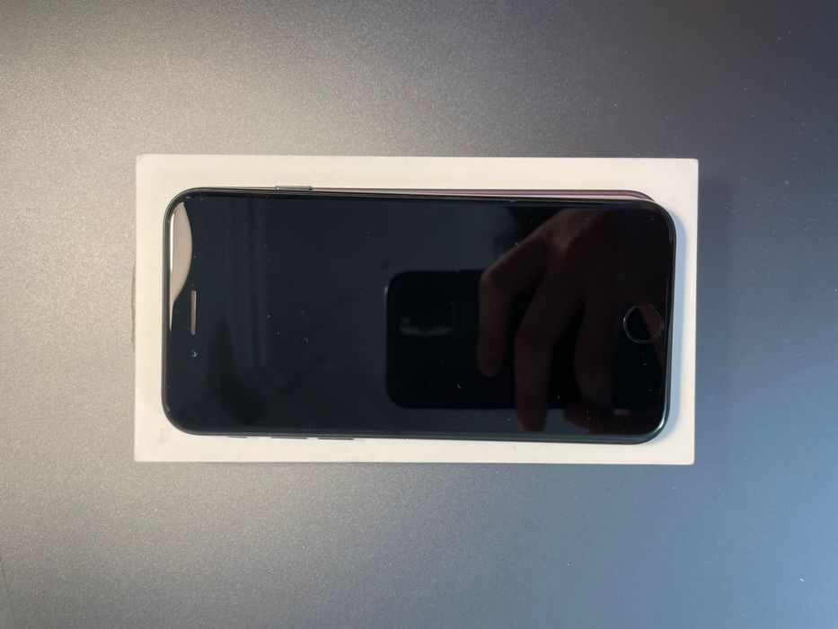 iPhone SE 2022 3-го поколения