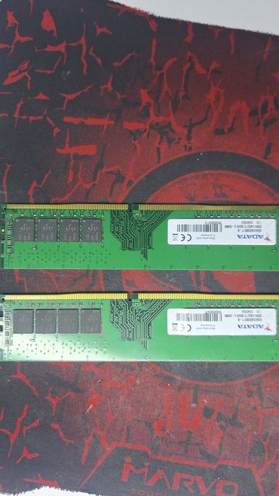 Vand memorie DDR4 2400Mhz pentru PC ( kit 2x8Gb)