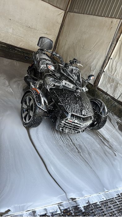 Vand/schimb can am spyder