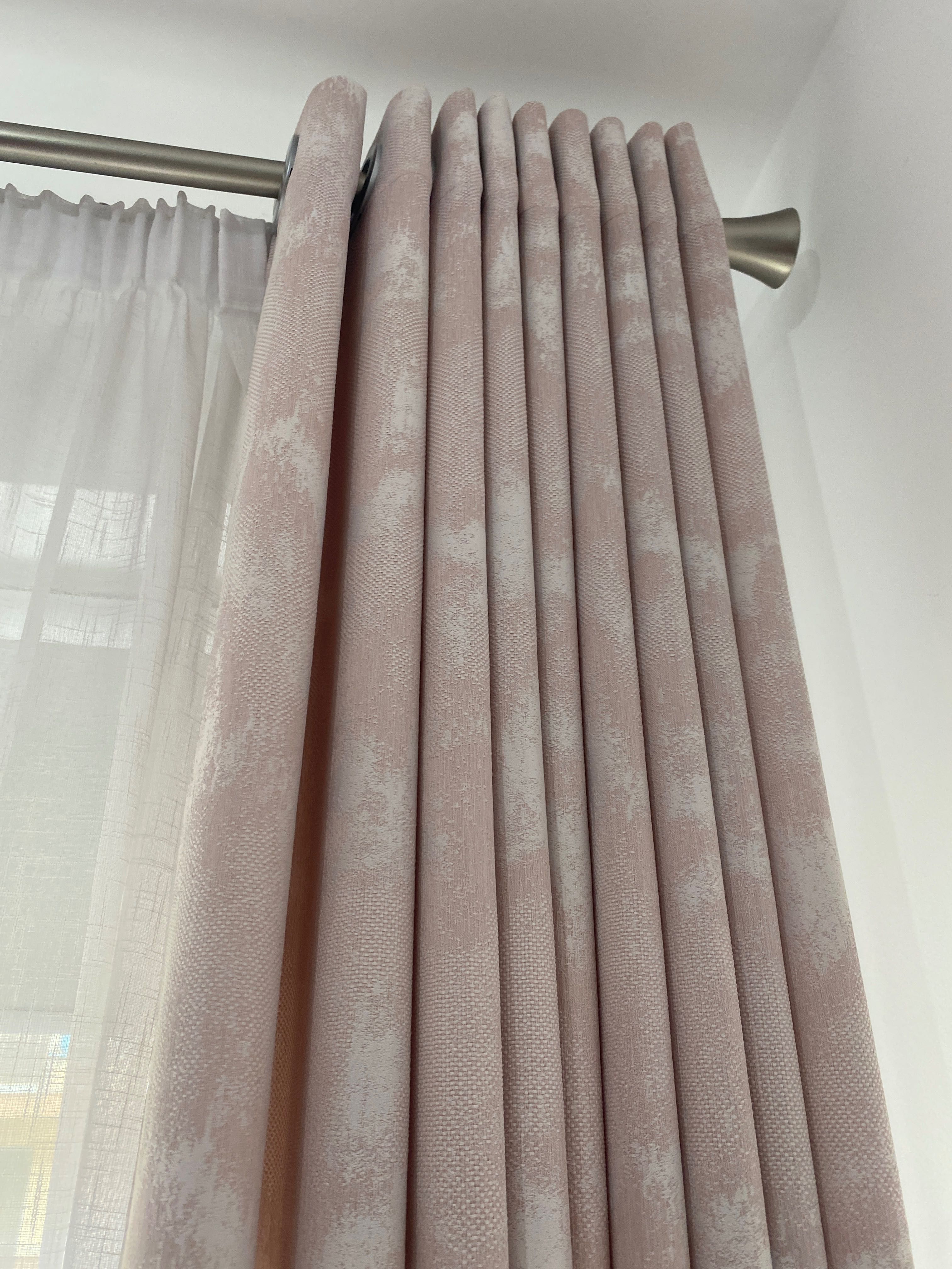Vând draperii set