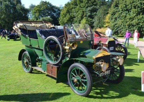 Самая редкий ретро автомобили стартй времён.