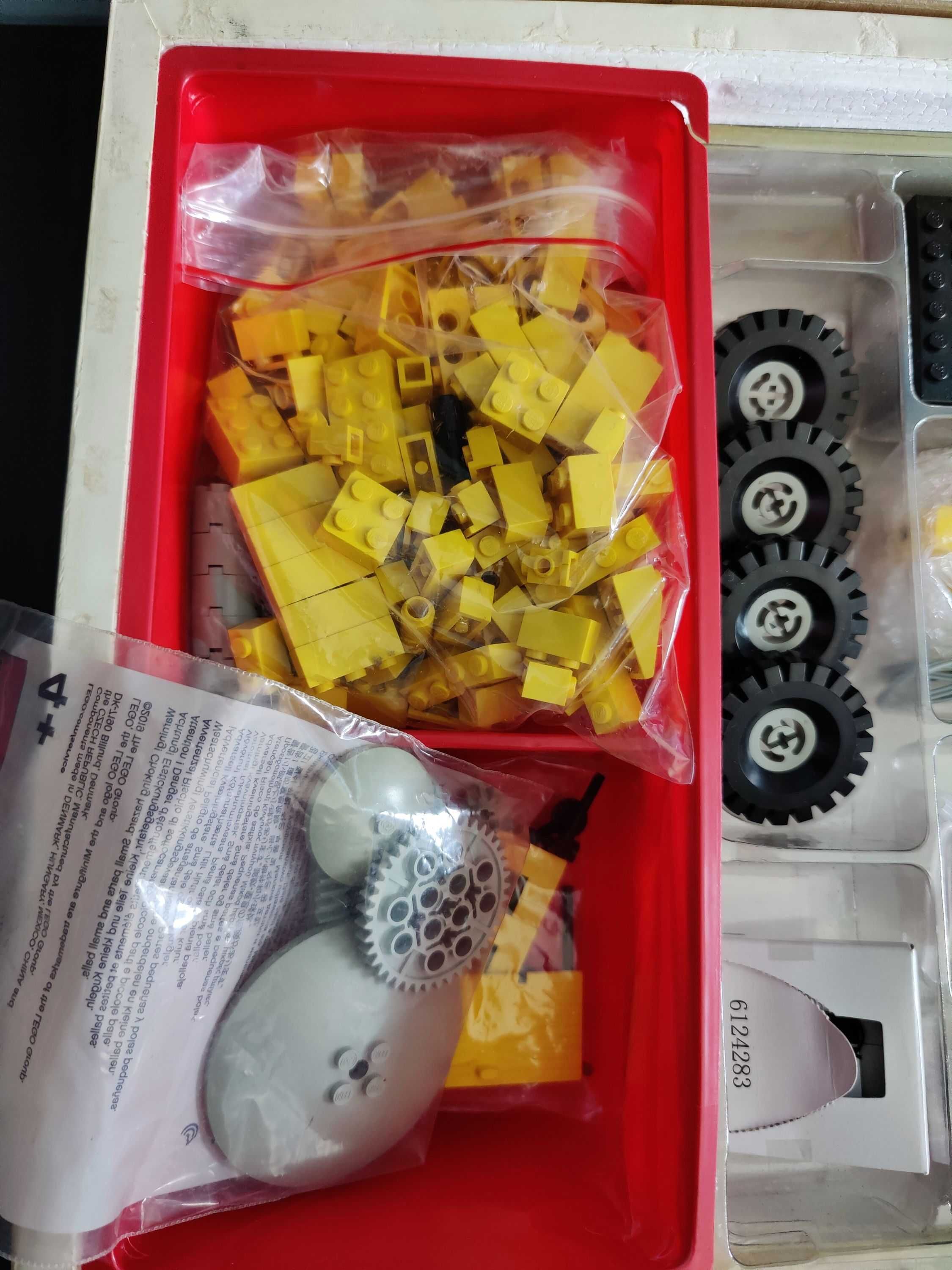 Колекционерски сетове LEGO BASIC 80те години
