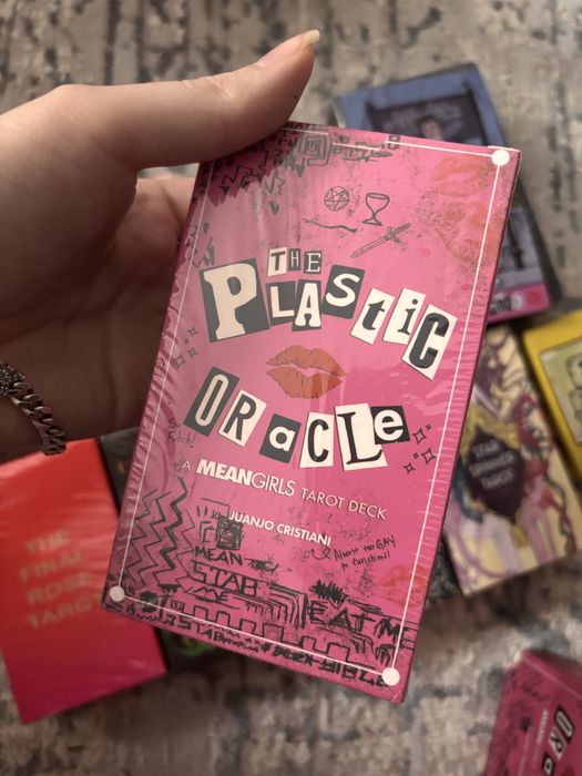 Карты таро. Тематика meangirls