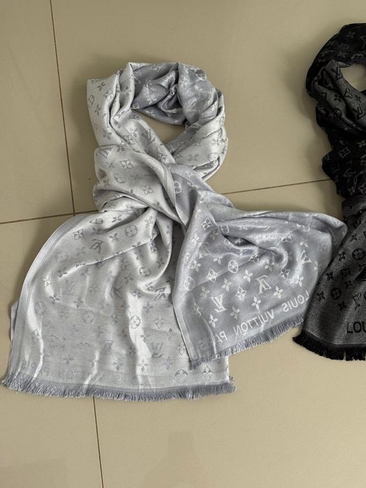 Esarfe Louis Vuitton “” Gucci