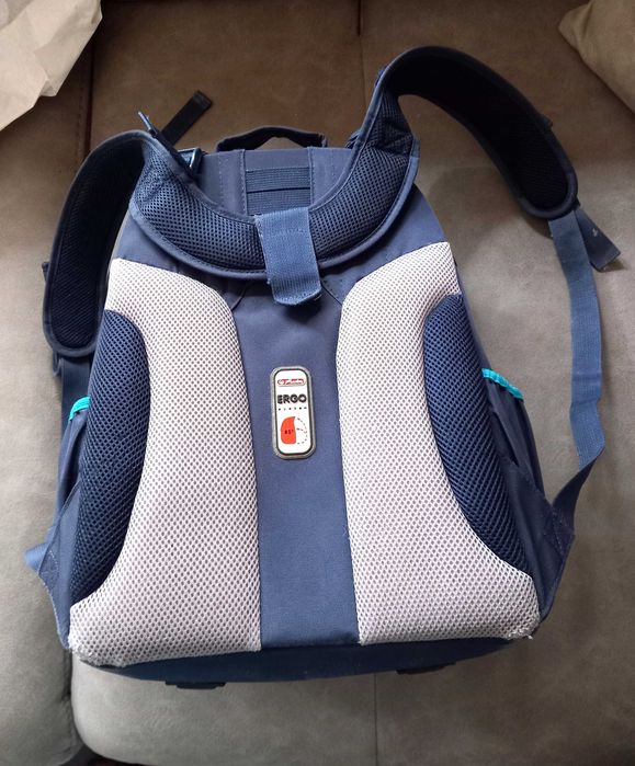 Ученическа раница за момче Herlitz be.bag с твърд гръб и стабилно дъно