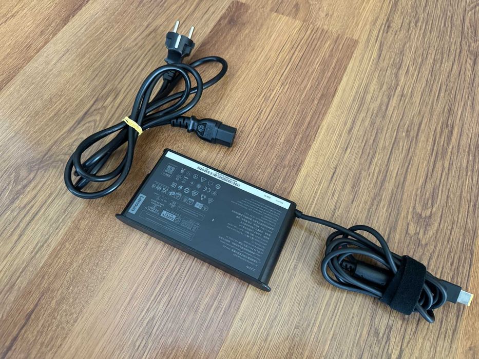 Оригинално Зарядно за лаптоп Lenovo 230W 20V 11.5A (Square Tip)