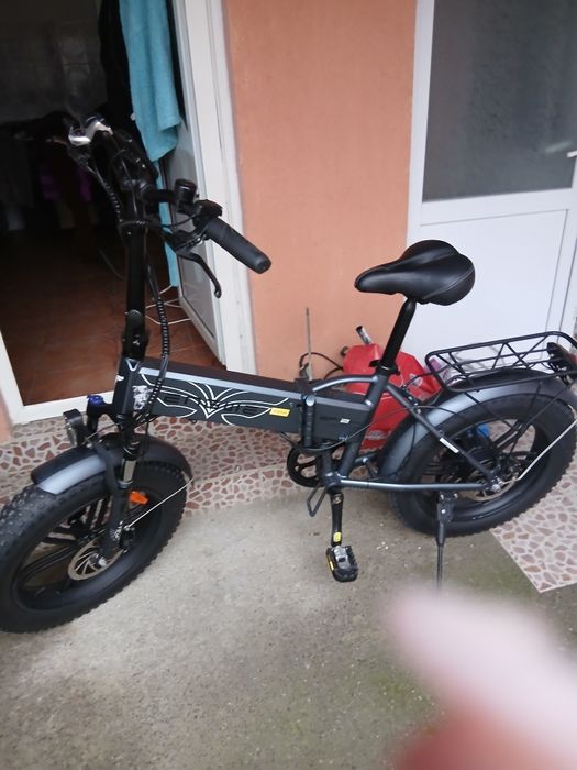 Vând bicicleta electrica