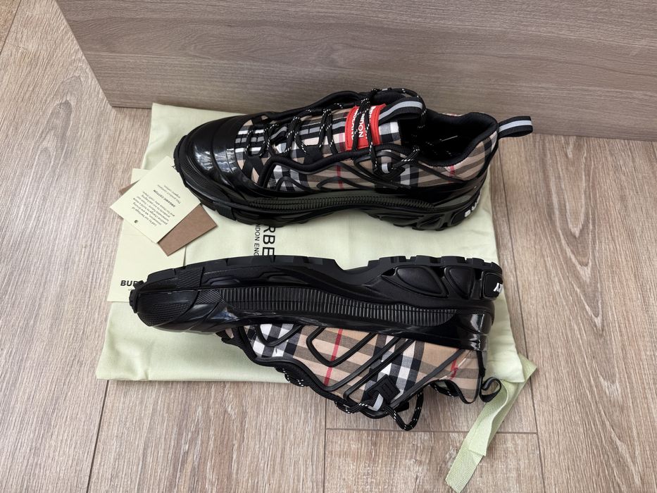 Мъжки обувки Burberry