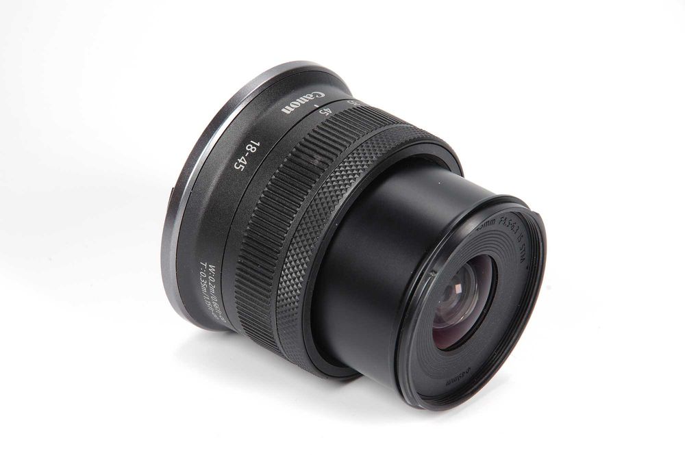 Обектив Canon RF-S 18-45mm f/4.5-6.3 IS STM. НОВ, само е пробван
