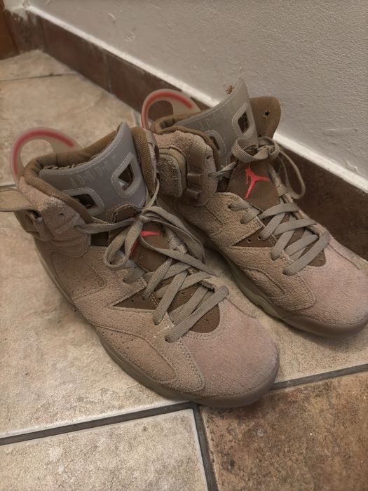 Jordan 6 Travis Scott
