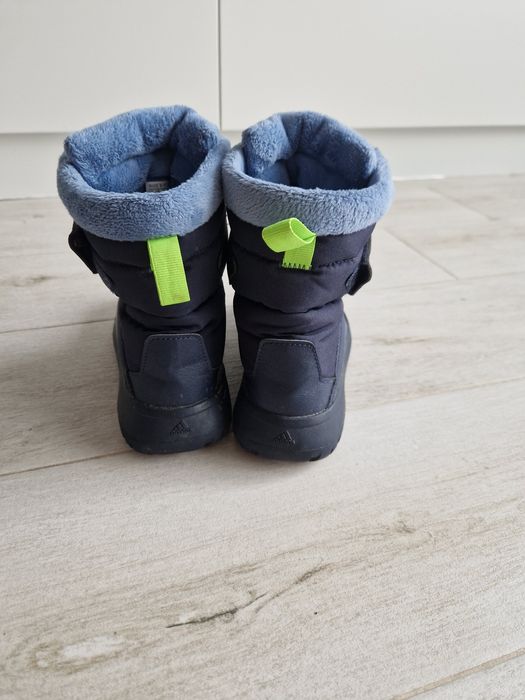 Adidas Детски ботуши WINTERPLAY