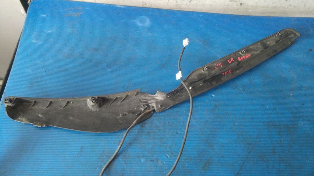 aparatoare interior haion dreapta citroen c5 3 break dupa 2008 9662972277